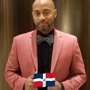 Meet your Posher, Larry